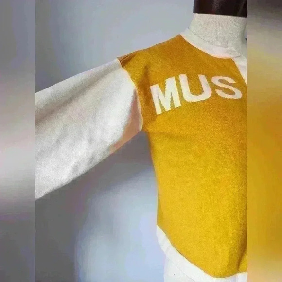 DAZY music  cardigan. Size large. - Picture 3 of 6